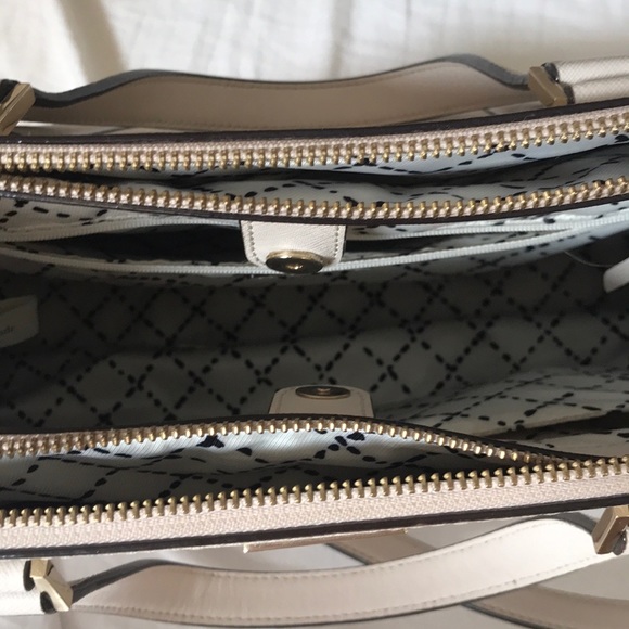 Kate Spade Nude Leather Tote/Shoulder Bag - Picture 4 of 8